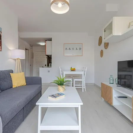 Appartement Hermoso En Benalbeach Con Vistas Al Mar Benalmádena