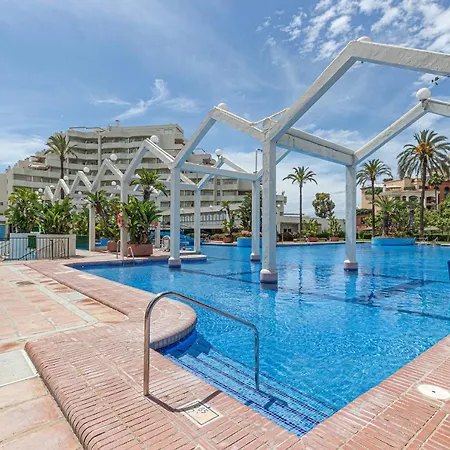 Hermoso En Benalbeach Con Vistas Al Mar Benalmádena